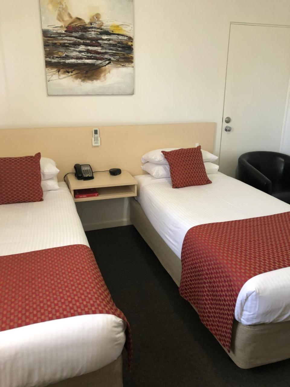 Adelaide Airport Motel Экстерьер фото