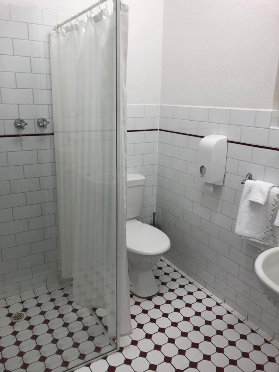 Adelaide Airport Motel Экстерьер фото